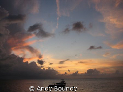 Looking west fro Sunset House (good dive centre) Sept '08... by Andy Boundy 